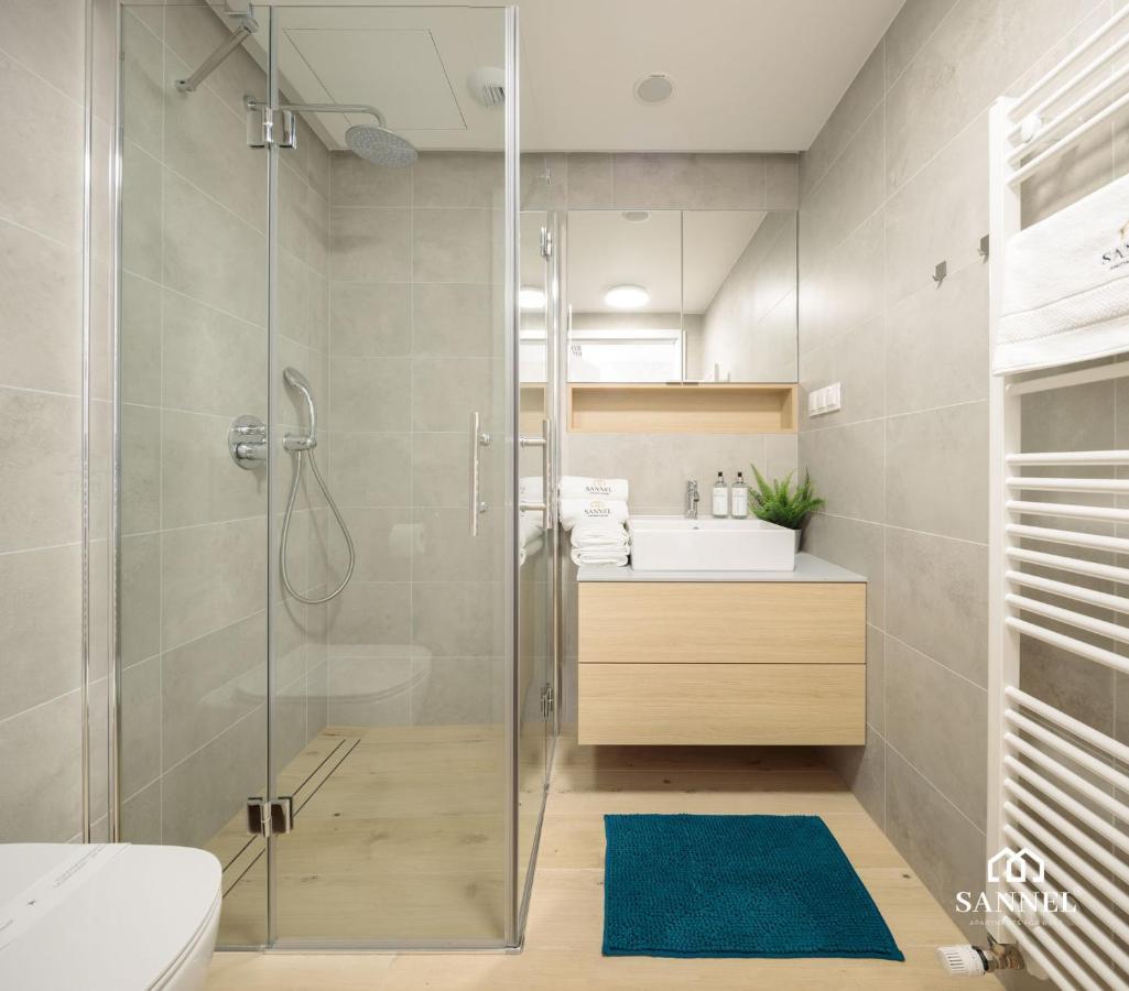 Apartament Horizon Z Dostepem Do Basenow,Strefy Saun,Jacuzzi- Pinea Apartments Pobierowo-Sannel Apartments For Rent Buitenkant foto